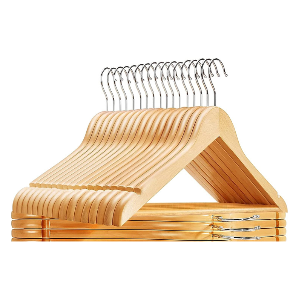 Brown Wooden Hangers - Keep Your Wardrobe Organised in Style - 20 Pack